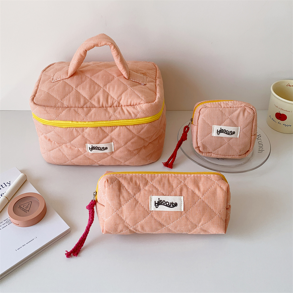 3pcs/Set Plaid Cosmetic Bag Set Simple Style Large Capacity Portable Cosmetic Tools Storage Bag for Home Bathroom Toiletry Bag: Beige