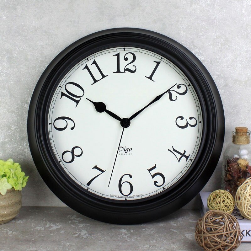 Digo Retro Metal Quiet Wall Clock Non-Ticking 14 Inch Battery Quartz Rome Digital Clock Decor Table Dial for Indoor Home