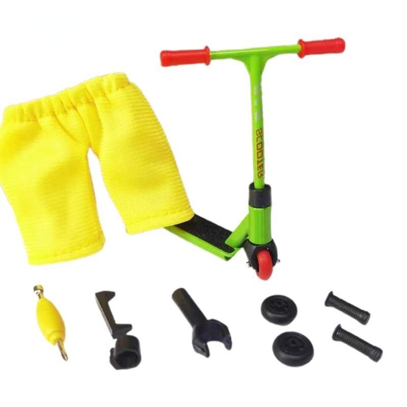 Stunt Scooter Toy Mini Finger Training Toys Interactive Training Mini Finger Set: Green