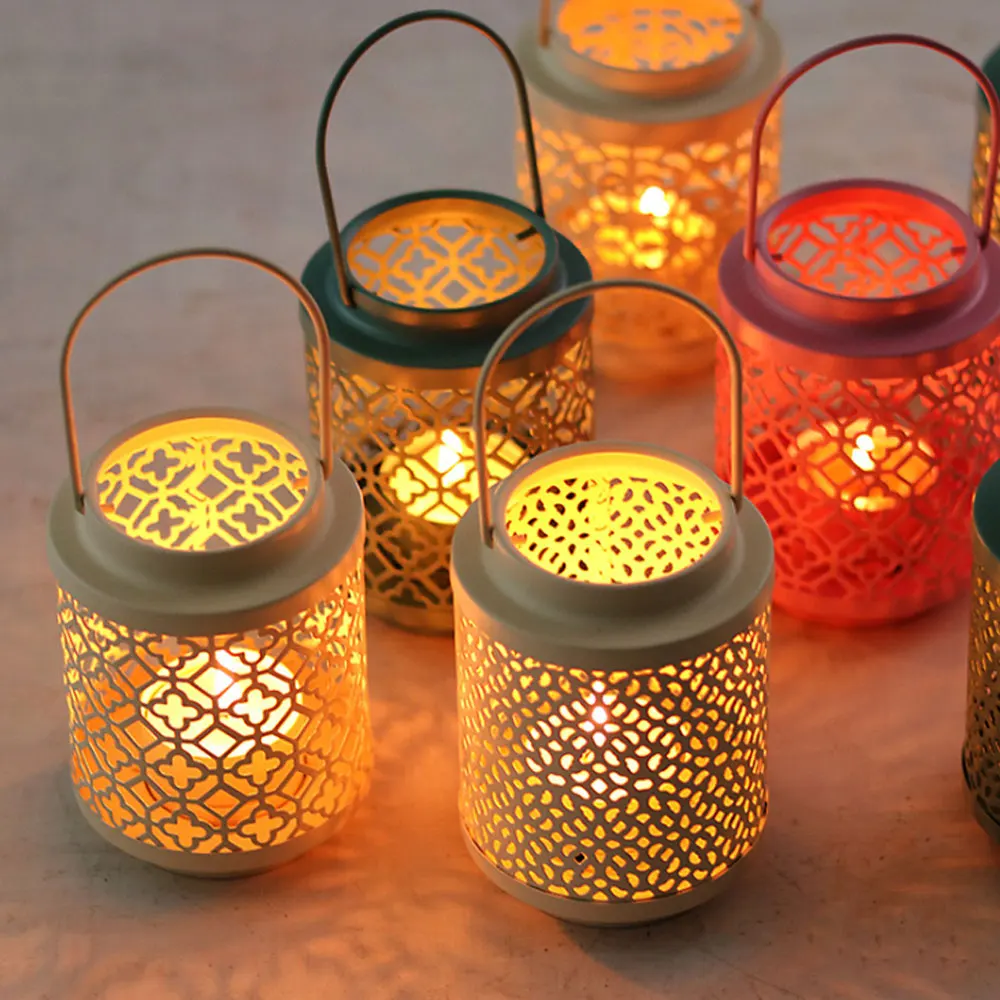 Hollow Iron Lantern Home Decor Candle Holders Wedding Decoration Accessories Candlesticks For Candelabro Centerpiece