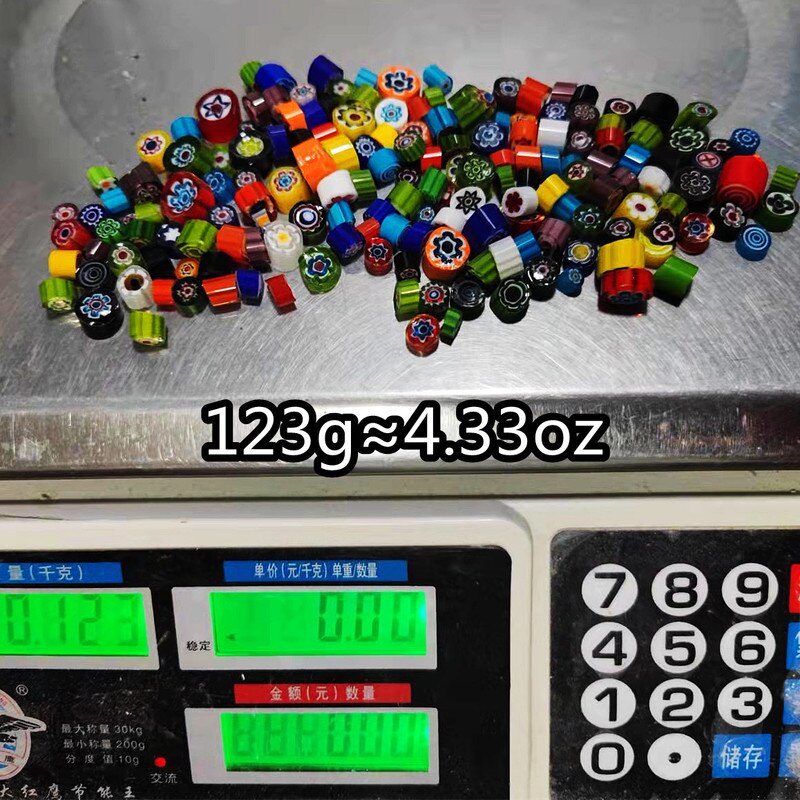 500g/17.63oz (około 520 sztuk) kolorowe Millefiori paciorki szklane płytki z mozaiką tysięcy kwiatowy koralik kształt cylindra DIY rzemiosło materiał