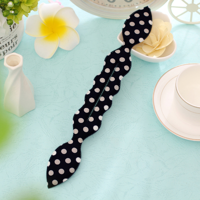 einrollen Mädchen 1PC Blumen- Punkte Lippen Stil Hase Ohren Magie Schwamm Haar Styling Brötchen Hersteller Twist Curler Werkzeug Haar-Accessoire