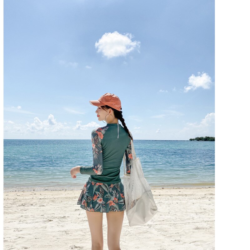 Kitesurf-traje de baño de manga larga para mujer, ropa de baño para surfear, cubierta deportiva, falda dividida, sol, coreano, Ins, Animal, poliéster