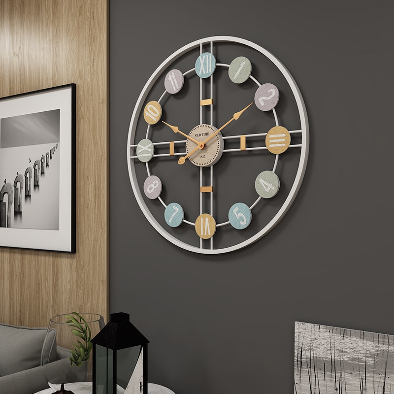 European Roman Numeral Wall Clock Large Luxury Wall Clocks Modern 3D Retro Nordic Wall Watch Bar Cafe Living Room Decor