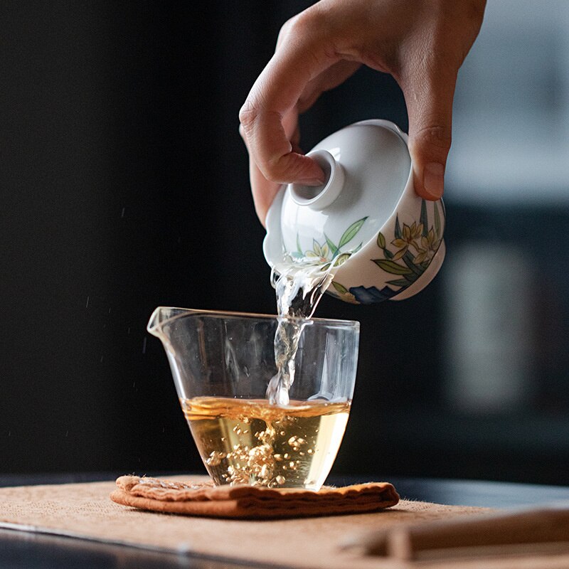 100ml Pure Hand-painted Narcissus Orchid Art Tea Tureen Boutique Tea Maker Gaiwan Ceramic Hand Grasping Tea Bowl Kung Fu Teaware