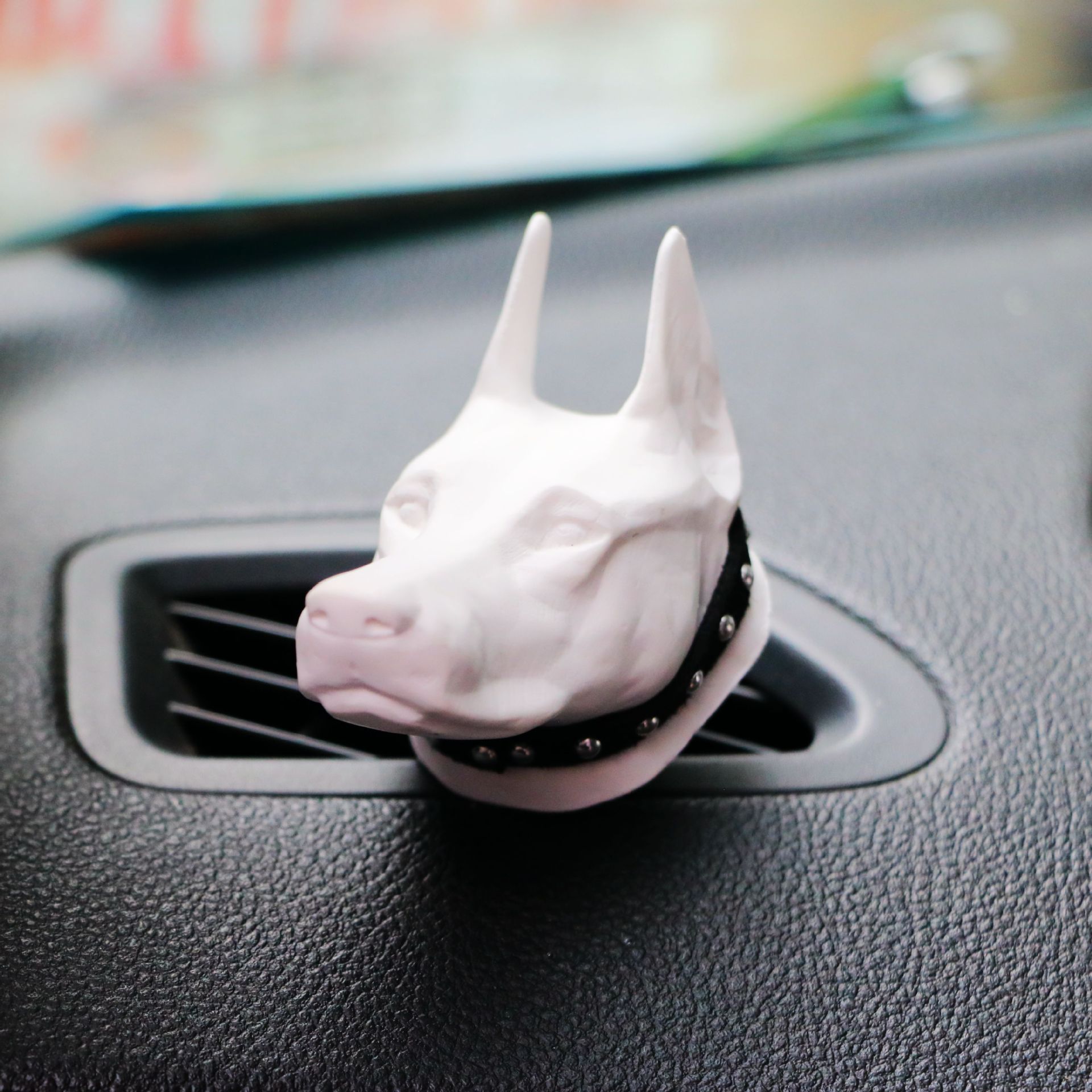 Dobermann Ornaments Car Vents Perfume Clip Air Freshener Automobile Interior Fragrance Decoration: White