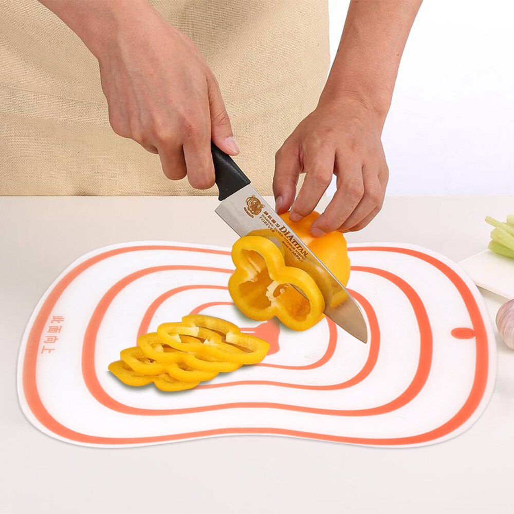 Kitchen Gadgets Cutting Board Antibacteria Plastic Non-slip Frosted Bendable Chopping Board Vegetable Meat Tools