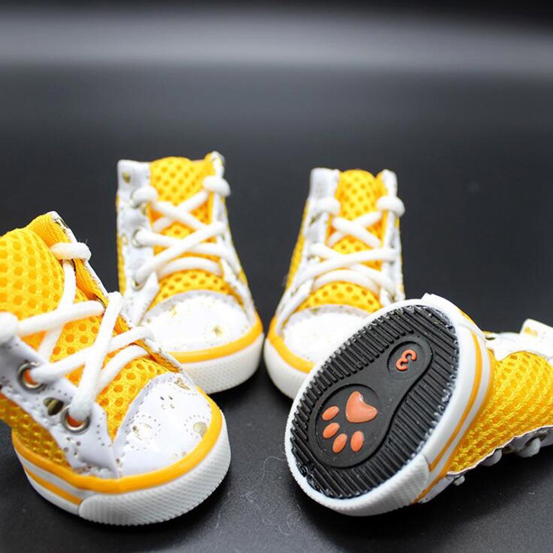 4cs/set chien anti-dérapant chien chaussures baskets respirant chaussons chiot hiver chat chaussures botte pour petits chiens Chihuahua Teddy: Yellow / S