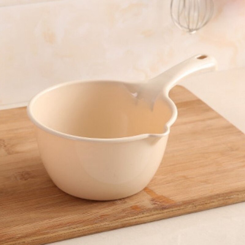 Cuillère à eau pour la maison cuisine salle de bains multifonctionnelle en plastique louche à eau longue poignée bain outils Bailer: LCE