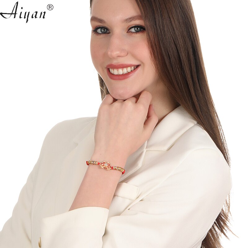 12 Stuks Vlinder En Palm Legering Rode Armbanden Hebben Auspiciou Beschermende Effect Kan Gegeven Als Voor Zowel Mannen Of vrouwen