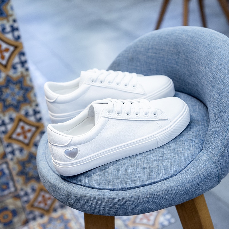 Dam canvas skor dam casual flats hjärta snörning dam vår/höst skor vita sneakers eur storlek 36-42