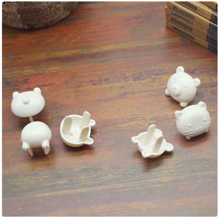 6 Pcs/lot Children Electrical Safety Protective Socket Cover Caps Cute Animals Baby Security Product Sets US USA Standard