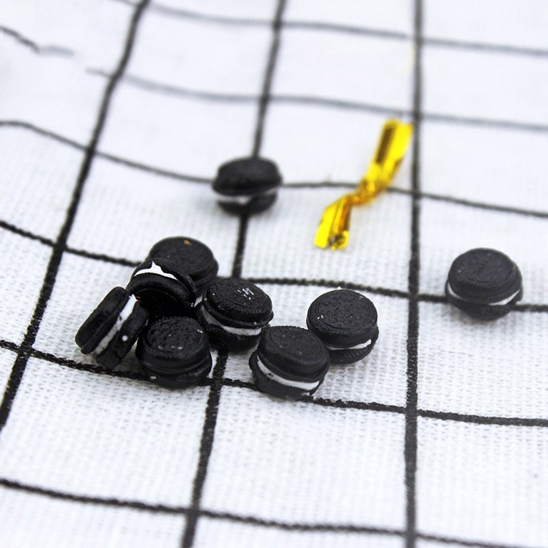 Commercio all'ingrosso 1:12 miniatura casa delle bambole mini Oreo Biscotto del biscotto accessori della bambola giocattolo per la foresta di famiglia di animali da collezione Regalo