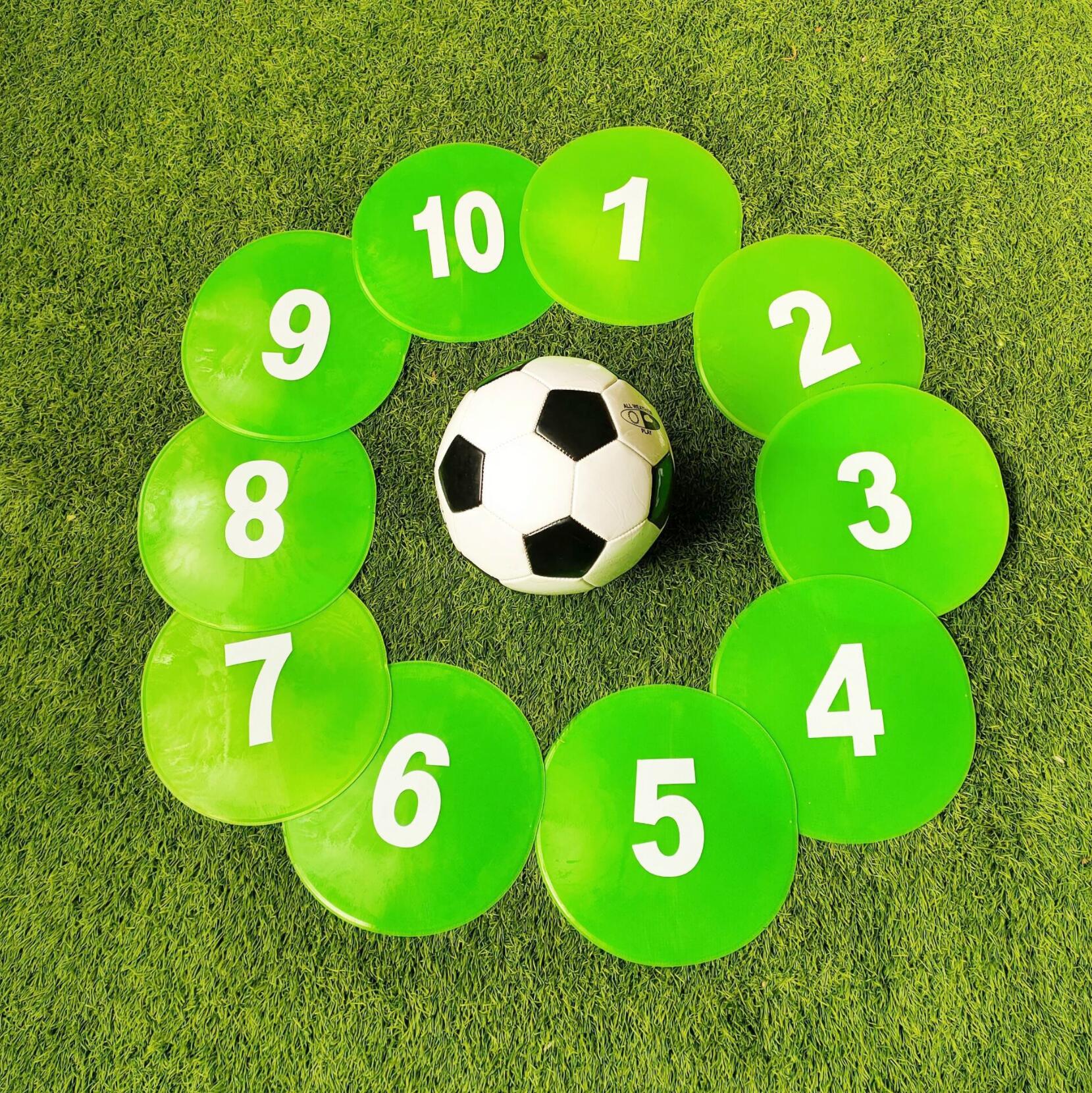 10Pcs Pack 9Inch Genummerde Platte Schijf Markers Anti Slip Agility Spot Kegels Voor Voetbal Basketbal Voetbal Hockey: Green  1-10 number