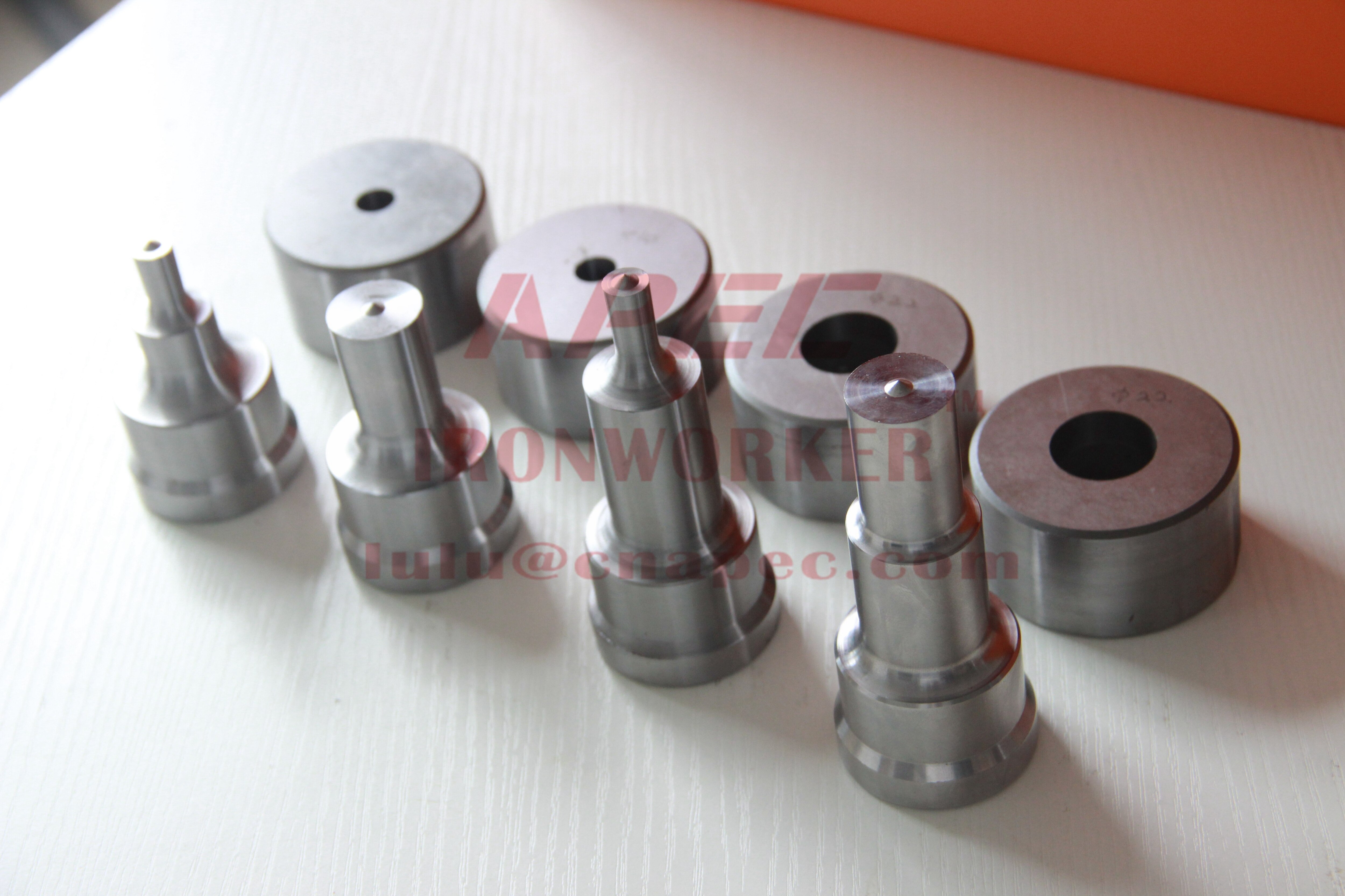 1 set of Ironworker Round Punch Die 10mm