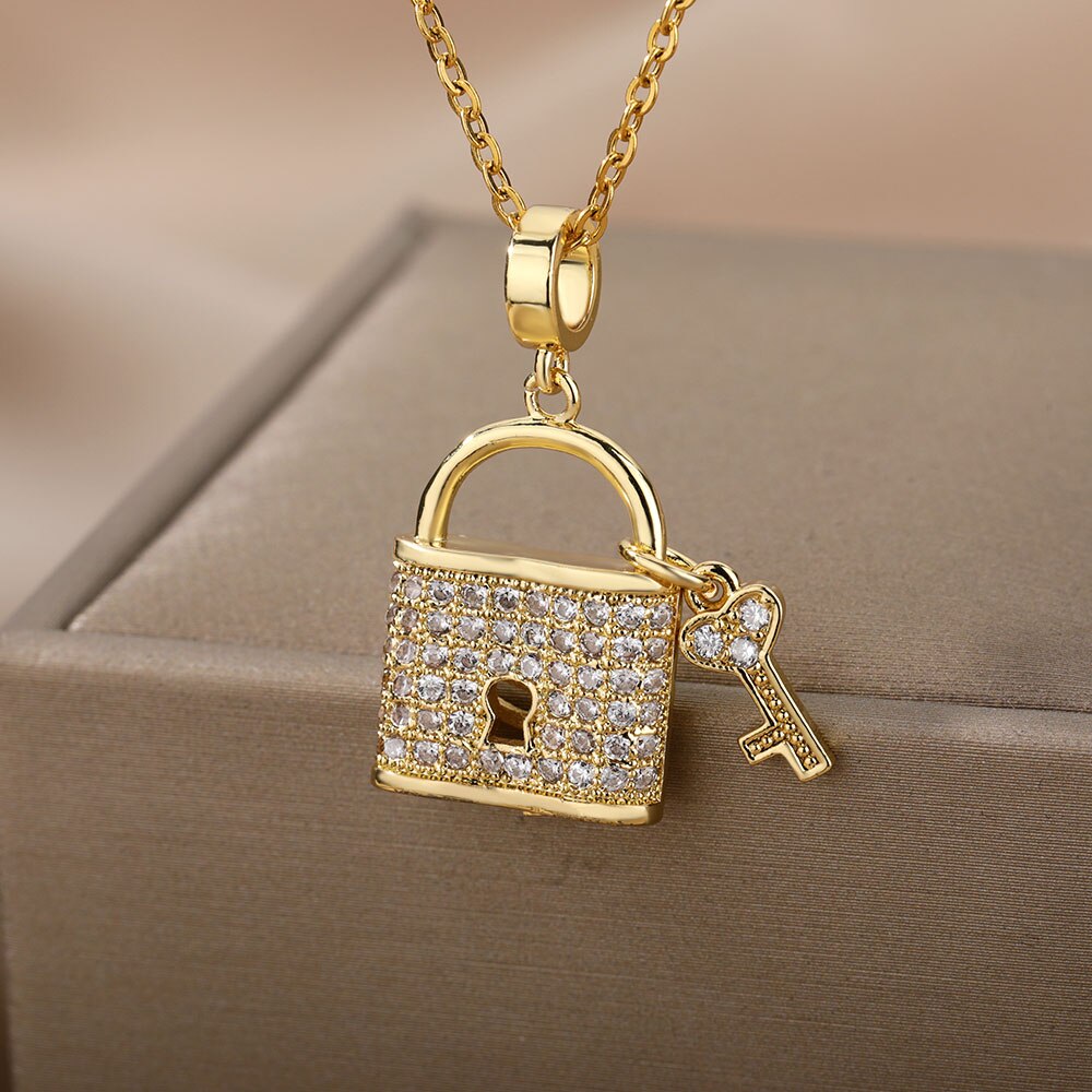 Zirkon sperren einstellen Halsketten Für Frauen Halsband Gold Kette Vorhängeschloss Schlüssel Halskette Punk Claviclel Party Schmuck Collie Schmuckstück Femme
