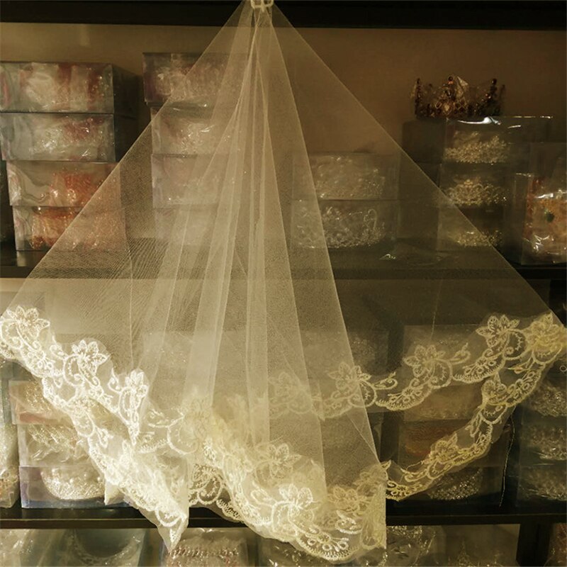 Voile de mariée monocouche dentelle broderie pour les femmes 1.5 M crypté Net mariage voile rouge coiffure bijoux: 3