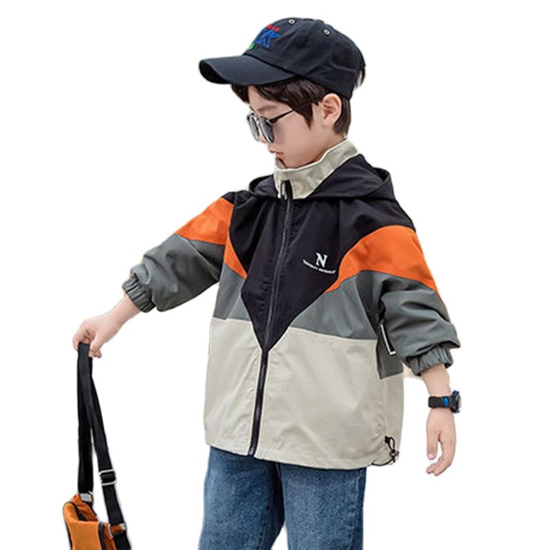 Lente &amp; Herfst Polyester Jas Voor Jongen 2022 Koreaanse Versie Mode Hooded Windbreaker Casual Patchwork Kinderkleding