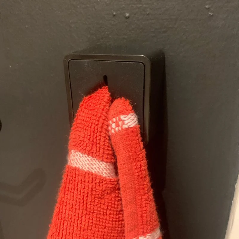 Siliconen keukenorganisatie Creatieve keukenopslag Handdoekclip Plastic handdoekopslag Stopper Handdoekhaak achter de deurhaak