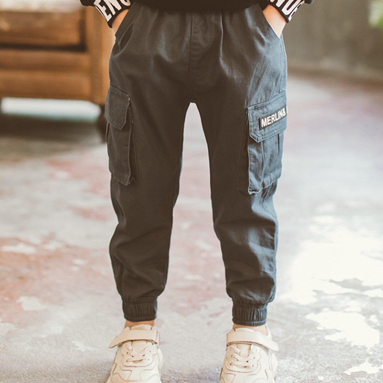 Kids Boys Cargo Pants Elastic Waistband Big Flap Pockets Trousers with Letter Print Loose Cargo Joggers for Daily Wear