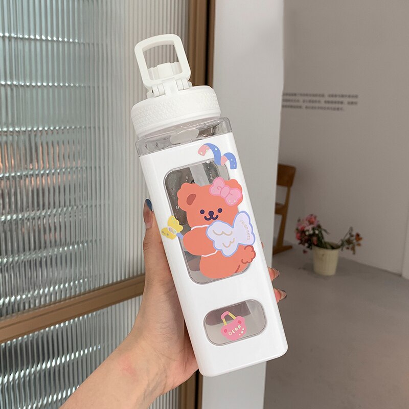 Kawaii Bär Pastell Wasser Flasche Mit 3D Aufkleber 700ml/900ml Kunststoff Reise Tee Saft Milch Tragbare Nette Shaker Trinken Flasche
