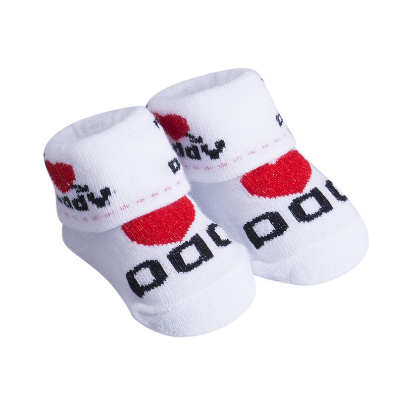 Lovely Baby Menina Menino Meias de Algodão Venda Quente Slip-resistente Meias Chão amo O Pai da Mamã do Amor Imprimir Sock Crianças Sock Para Meninos Das Meninas 0-6 M