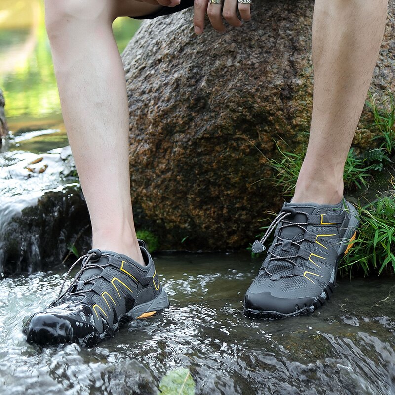 Water Sneakers Men Non Slip Hiking Climbing Aqua Shoes Beach Barefoot Upstream Shoes Seaside Footwear Male Outdoor Sport # 40-45