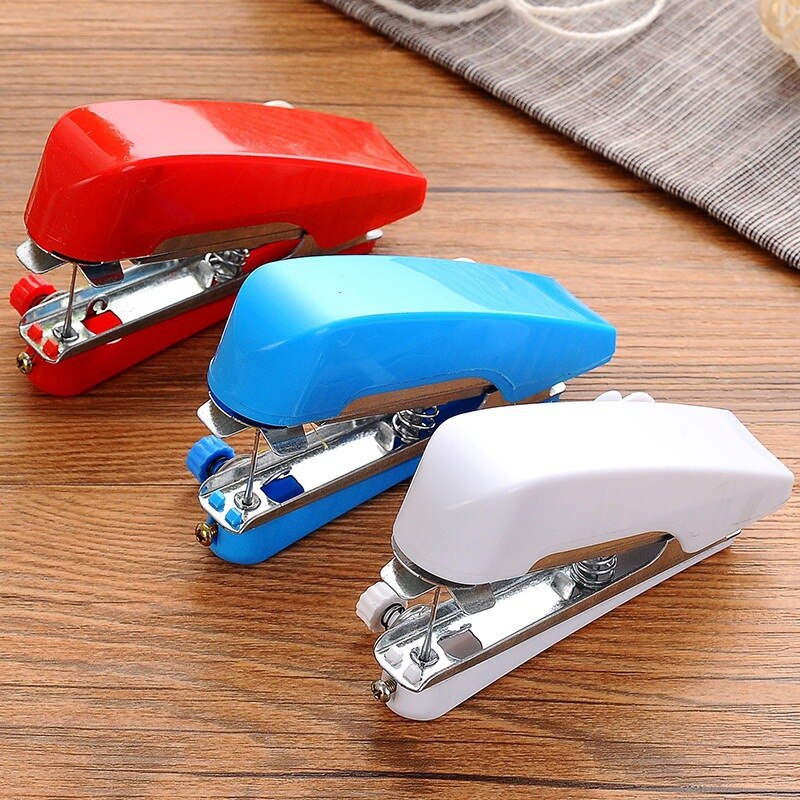 Handheld Sewing Machine Portable Mini Small Stapler Hand Sewing Machine Handy Stitch Cordless Lightweight for Thin Fabric: 1pc -color random