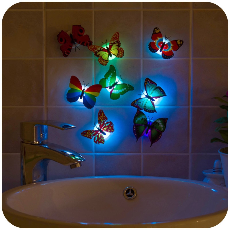 2 Pz/lotto Luminoso ah CONDOTTO LA Lampada luce-su Cambiando Bella Farfalla Della Novità di Illuminazione applique Da Parete Lampada Incandescente Giocattoli per Bambini per il bambini