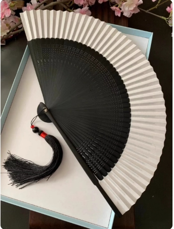 Abanicos de papel de baile, abanicos de mano portátiles Hanfu Bambou, abanico de papel exquisito Para mujeres, Ventilador de bambú clásico, Abanicos Para Boda de verano: Amarillo claro