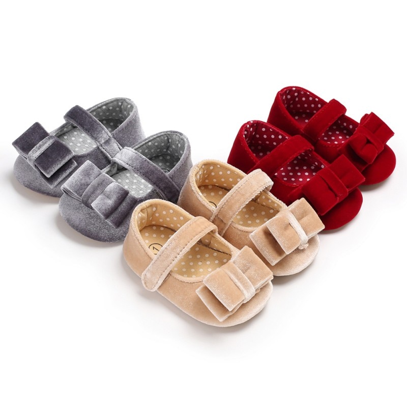 Nuovo Del Bambino Della Ragazza Scarpe Fiocco di Velluto Principessa Scarpe Per Bambini Scarpe Primipassi Neonato Mocassini Per Le Ragazze