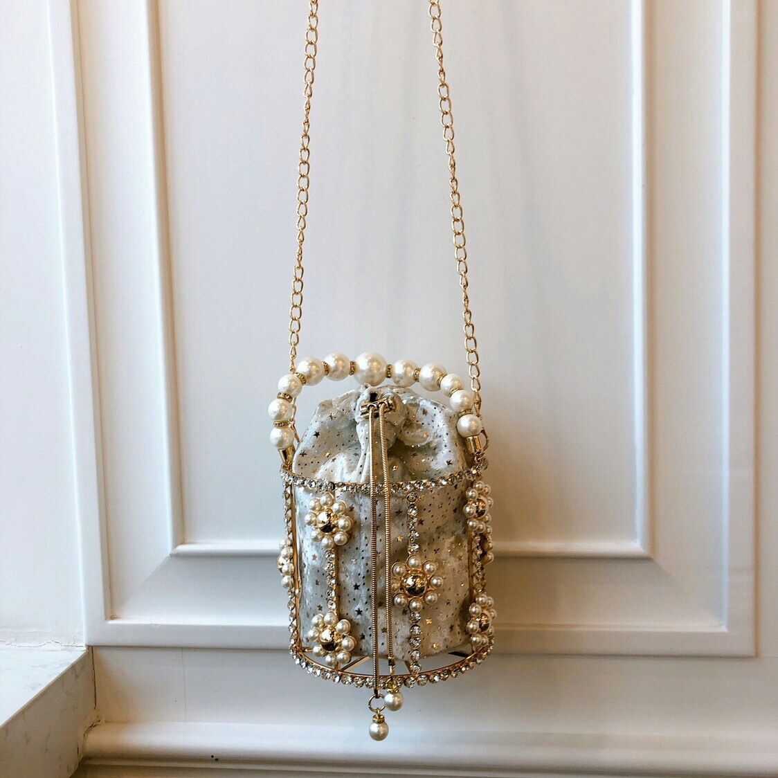 Évider soirée pochette femmes fleurs diamant perle métallique Cage sacs à main et sacs à main dames seau sac dîner fête: WHITE