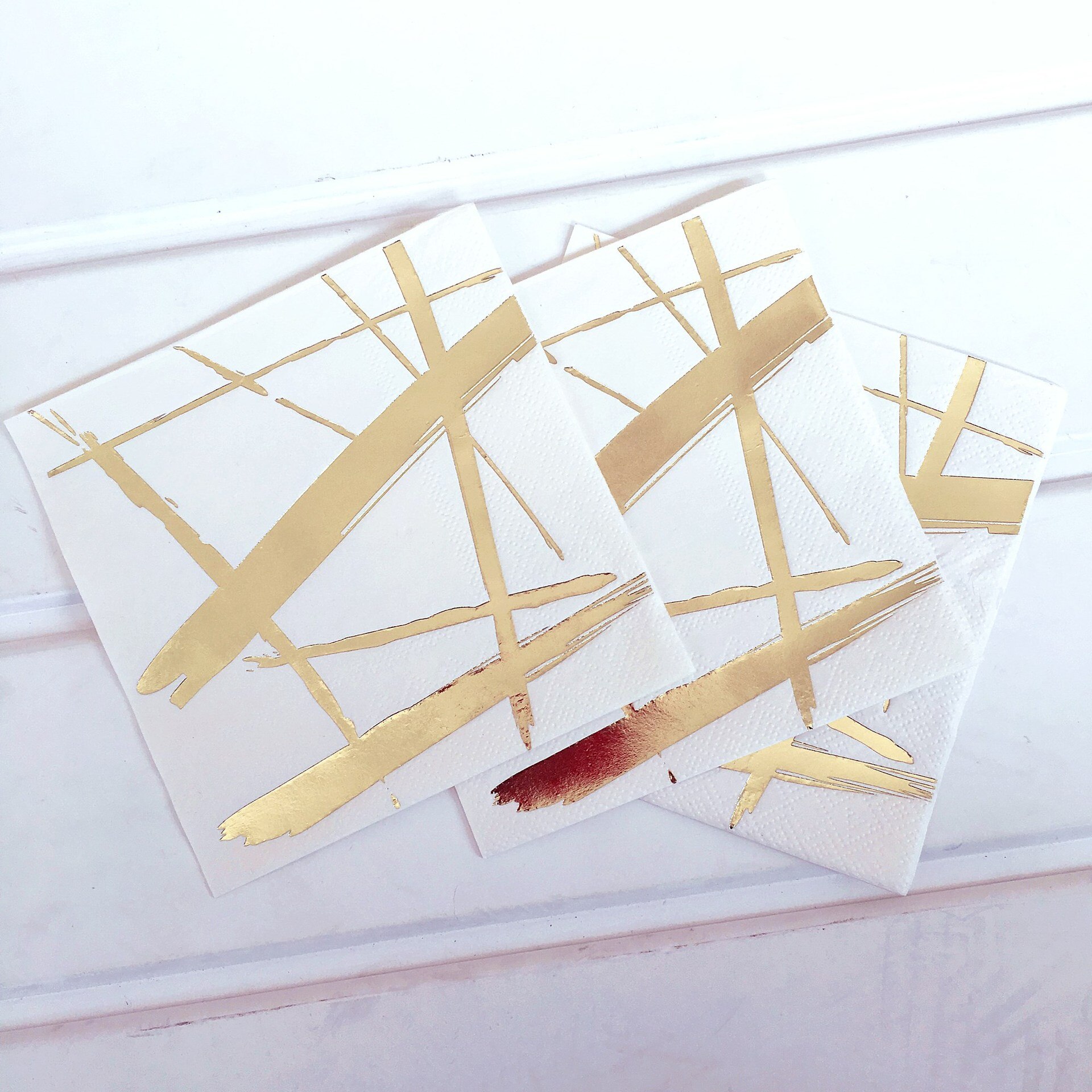 Verjaardagsfeestje Wegwerp Papieren Plaat Cup Milieu Stro High End Picknick Diner Set Bedrijf Ceremony Servies Decoratie: A tissue 16pcs