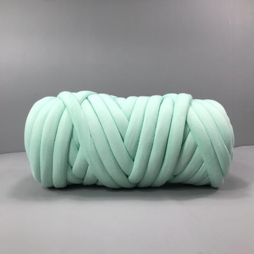 25 Meters Chunky Wool Yarn Soft Bulky Arm Knitting Wool Roving Crocheting DIY Craft: Light Green