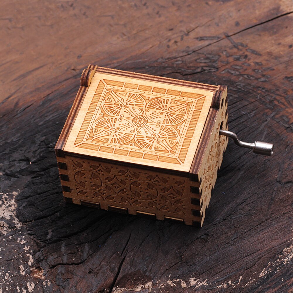 Graveren Handgemaakte Houten Muziekdoos Hand Crank Music Box Antieke Gesneden Vintage Aanwezig Kerst Cadeau Voor Liefhebbers