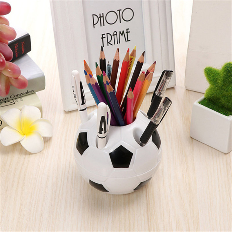 Søde kawaii fodbold pen holder børn papirvarer blyant arrangør skrivebordssæt tilbehør kontorer skole runde container skriveboks
