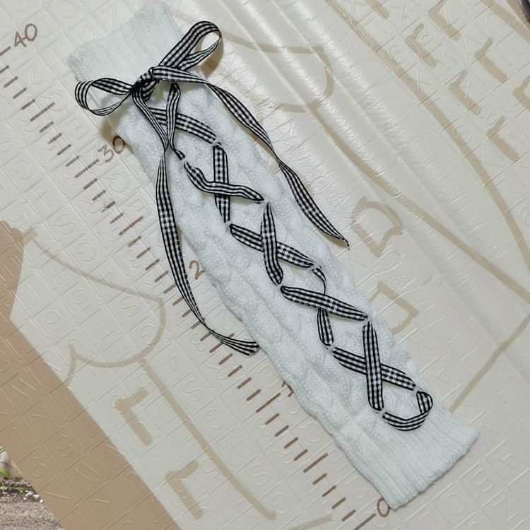 Calentador de piernas para niña, calcetín de calle Hipster a rayas con cordón, lazo Jk, para otoño e invierno,: white(black ribbon)