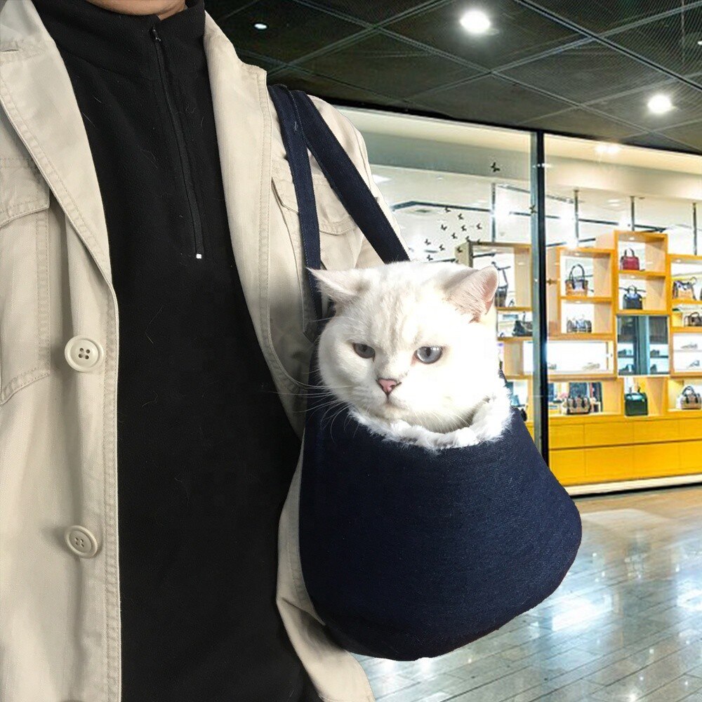 Carrier for Cats Luxury Cat Backpack Zipper Backpack for Cats Pet Product Cat Carrier Bag for Puppy Cats Accessories