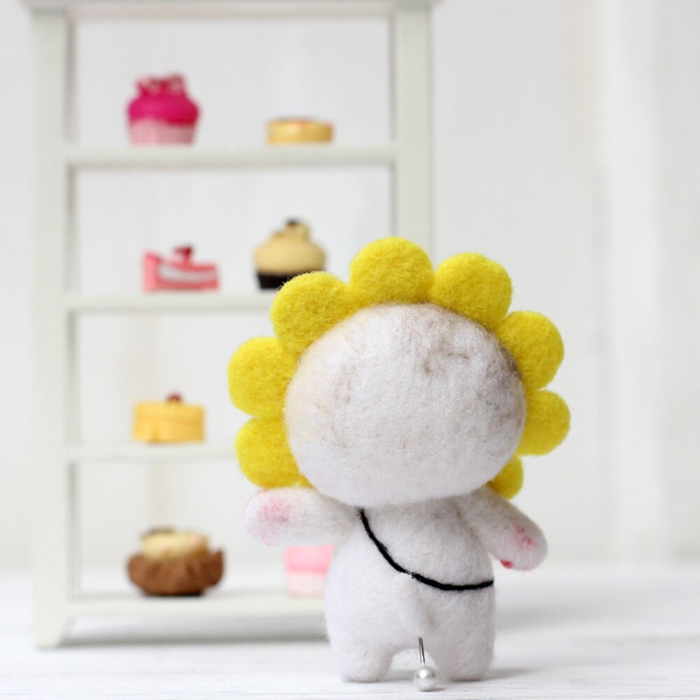 Wool Felt Needle Poked Kitting DIY Cute Animal Sunflower Cat Wool Felting Package Non-Finished Handmade Pets Toy Doll Decor