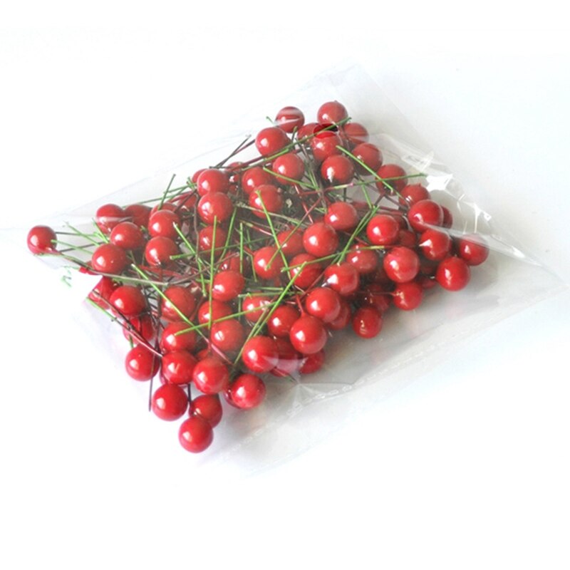 100Pcs/lot Artificial Berry Vivid Red Holly Berry Berries Home Garland Simulation Plant Wedding Garden Decor Artificial Fruits