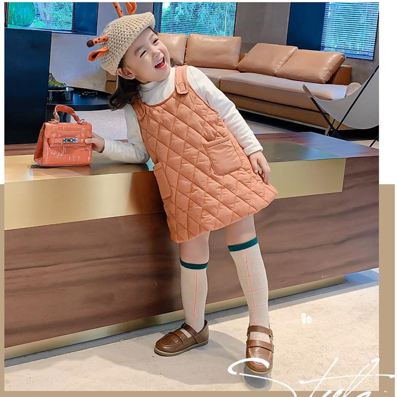 Chaleco de algodón coreano para niñas, prendas de vestir para otoño e invierno, falda con tirantes acolchada para bebés, novedad