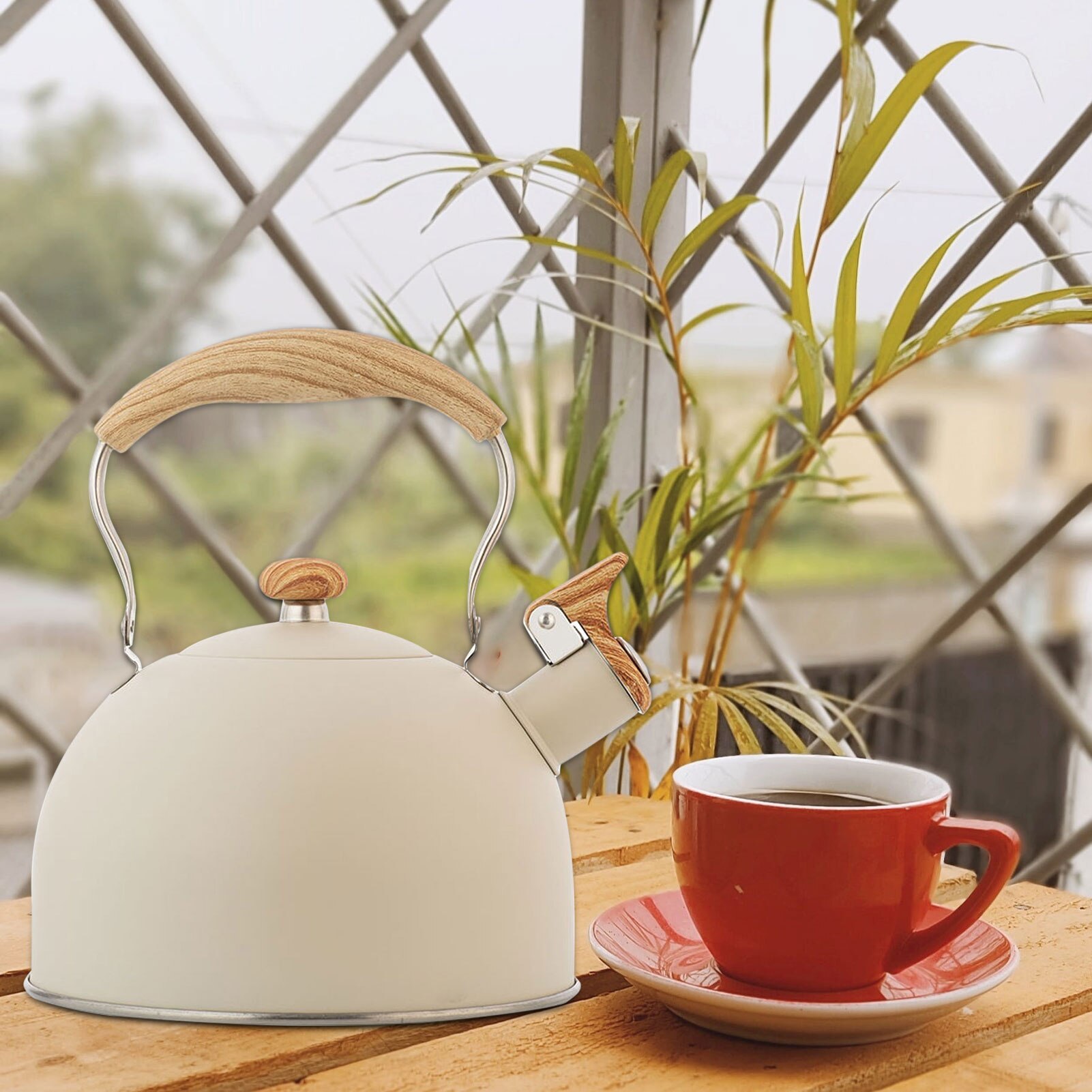 2.5L Stainless Steel Whistling Tea Kettle Food Grade Tea Pot for Make Tea Boil Water Compatible with Gas Stoves Induction Cooker