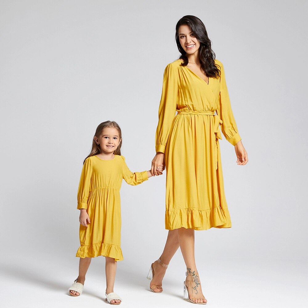 Patpat sommer og forår og efterår solide bue-knud matchende kjoler til mor og mebaby pigemor: Pige 3 to 4 år