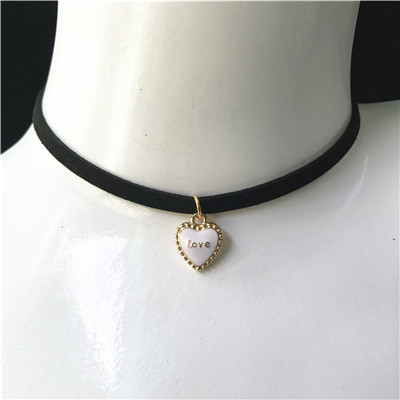 Gargantilla gótica Retro, Collar Punk de terciopelo negro para mujer, Collar con colgante de Cruz corta, joyería, bisutería, al por mayor: Rosa