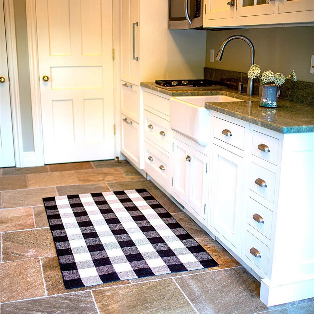 Hand-Woven Cotton Plaid Area Rug Anti Slip Doormat Floor Mat Layered Carpet for Laundry Kitchen