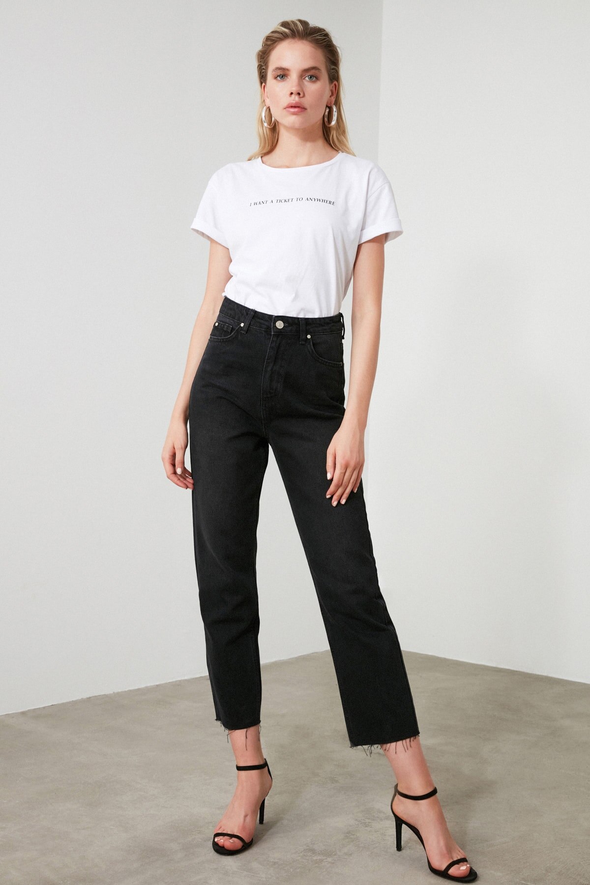 Trendyol High Bel Straight Jeans TWOAW21JE0079