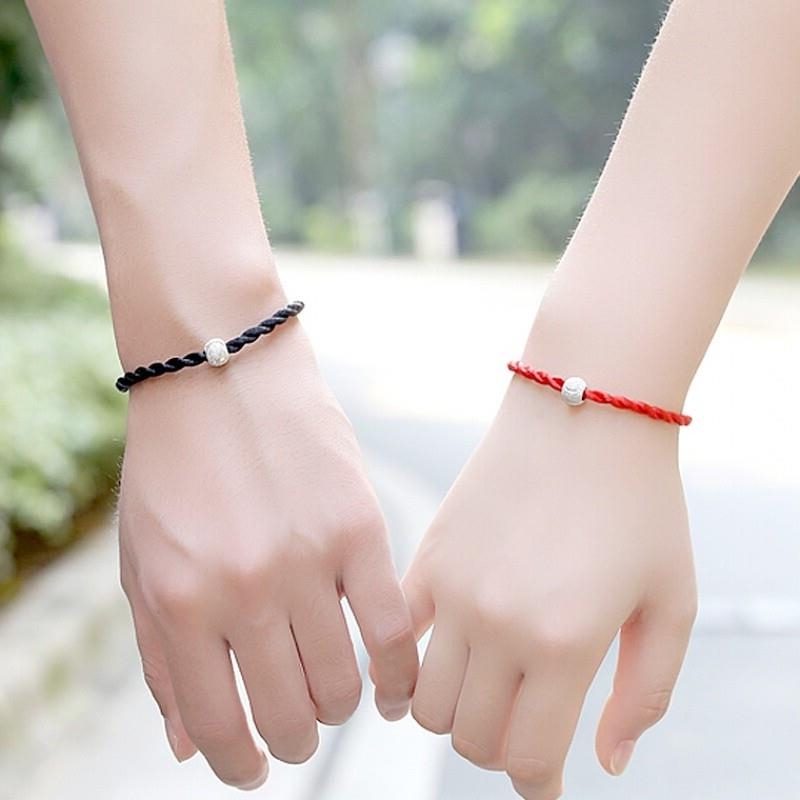 1 PCS Rot Schwarz Die Seil Charme Armbänder Glück Rot Schwarz Handgemachte Seil Armreifen für Frauen Männer Liebhaber Bauen
