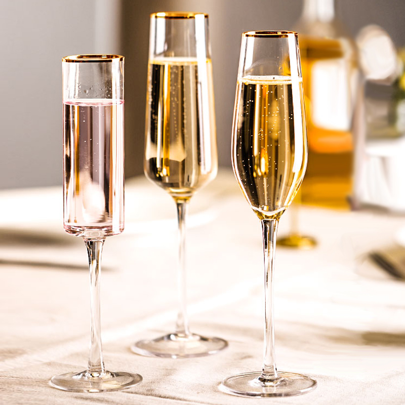 Gold Trim Champagne Flute Glasses Cocktail Glasses Elegantly Hand Blown, Lead Free, Champagne Cups