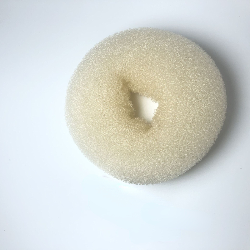 3 Farben elegante Haar Brötchen Donut Schaum Schwamm einfach großen Ring Haars tyling Werkzeuge Frisur Haarschmuck für Mädchen Frauen: Licht Gelb