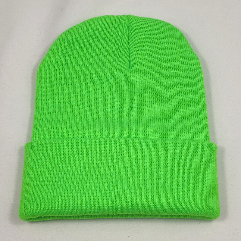Dam enfärgade vintermössor varma stickade mössor för kvinnor män mjuk manschett skullies neongrön orange gul grå lila beige: Neon grön